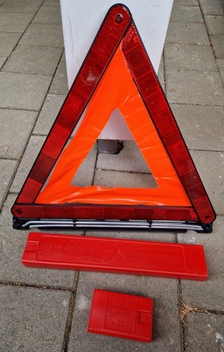 Auto warndreieck unfall - auto,